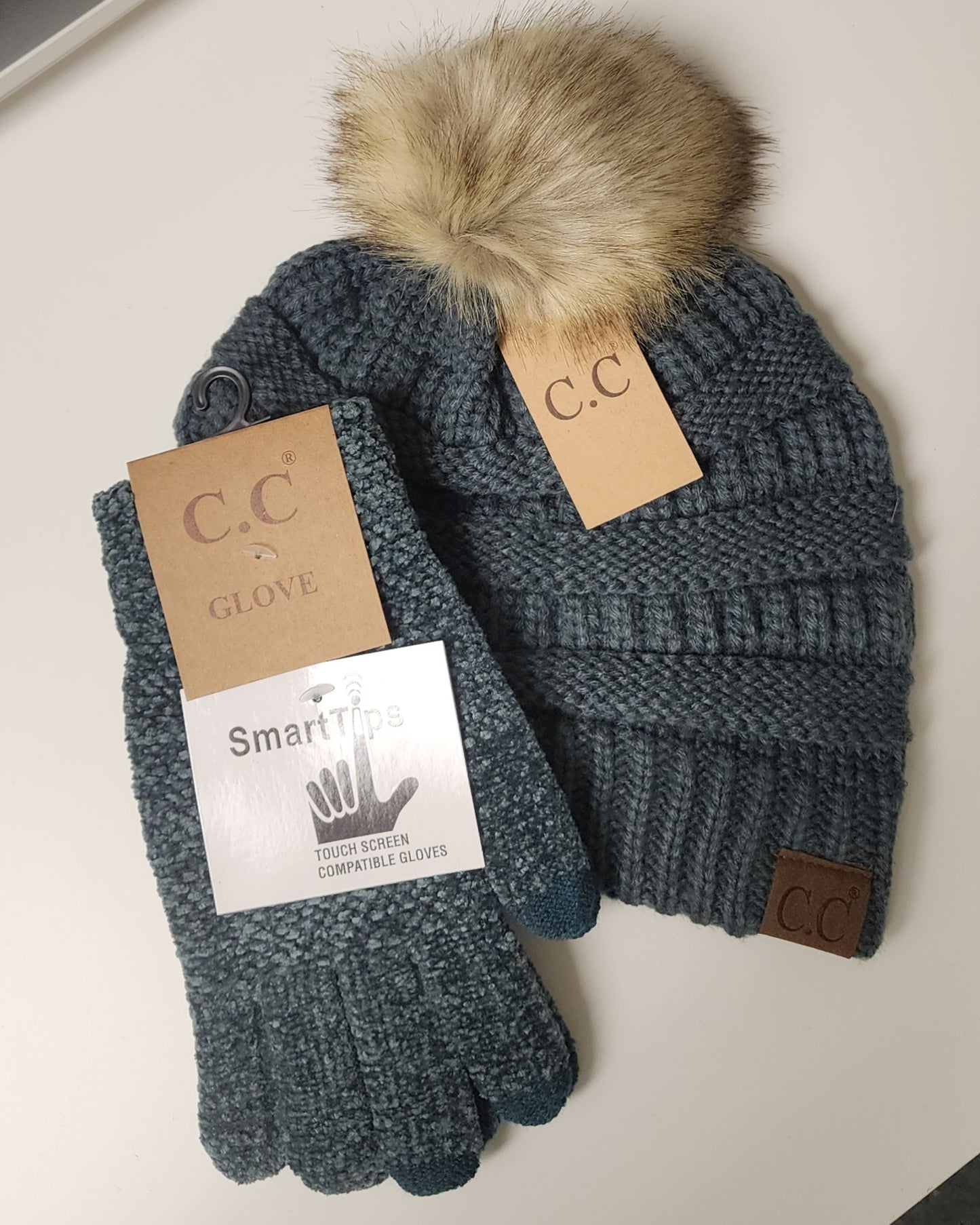 CC Beanie & Gloves Set